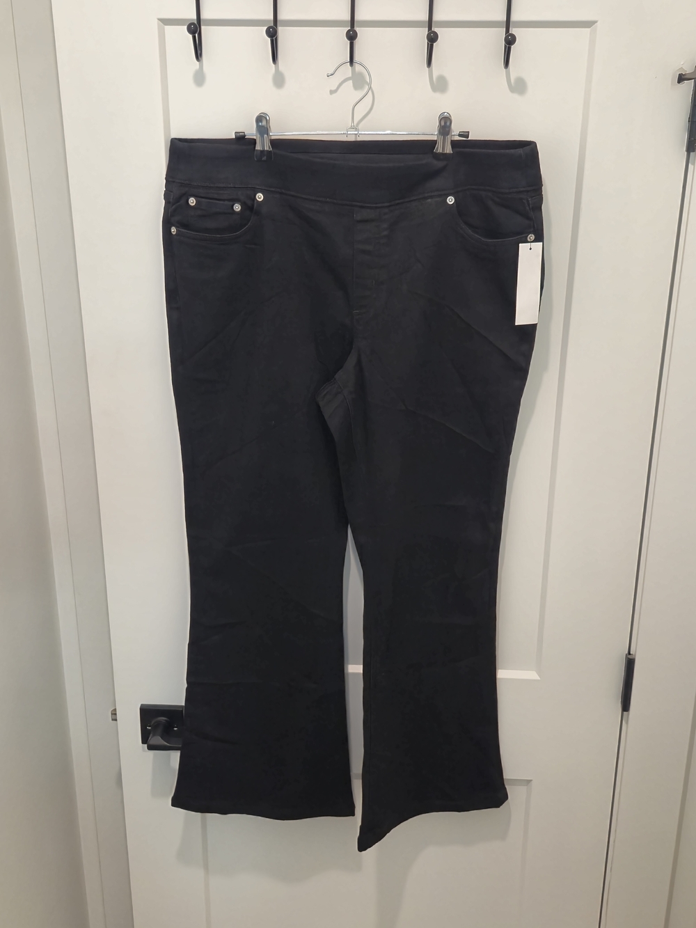 Black Flare Pull-On Women's Jeans